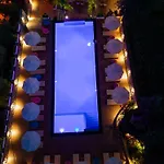 Hotel Memai *
