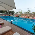 Memai * Ksamil